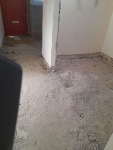 Rohbau mit Dach